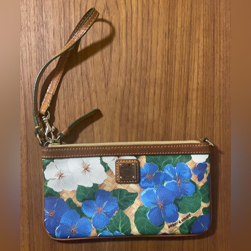 Dooney & Bourke Floral Basket Zippered Large Slim Wristlet Wallet Mini Purse - Picture 3 of 8
